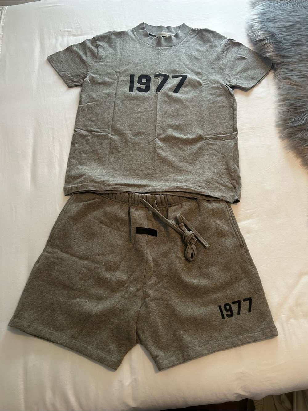 Essentials Fear of God Dark Oatmeal 1977 Set